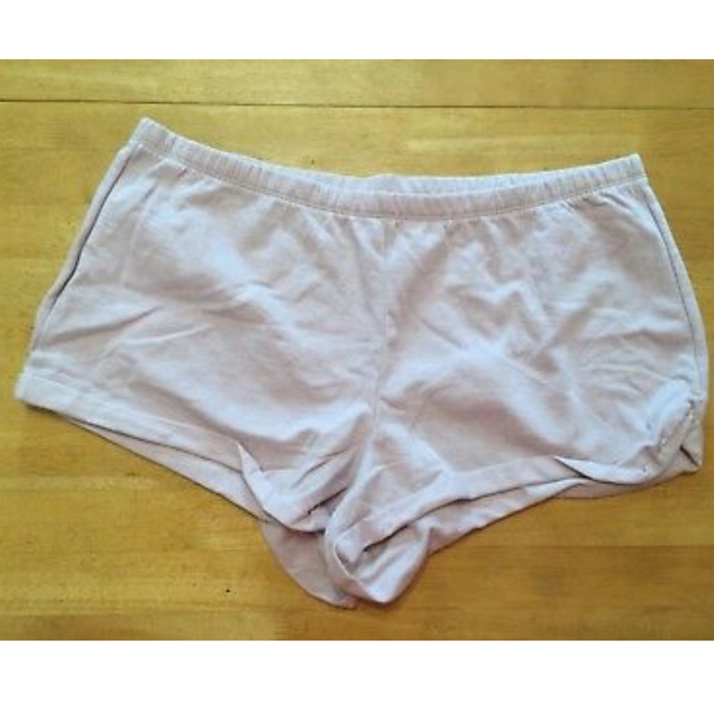 New Victoria’s Secret Lilac Sleep SHORTS Cuffed L